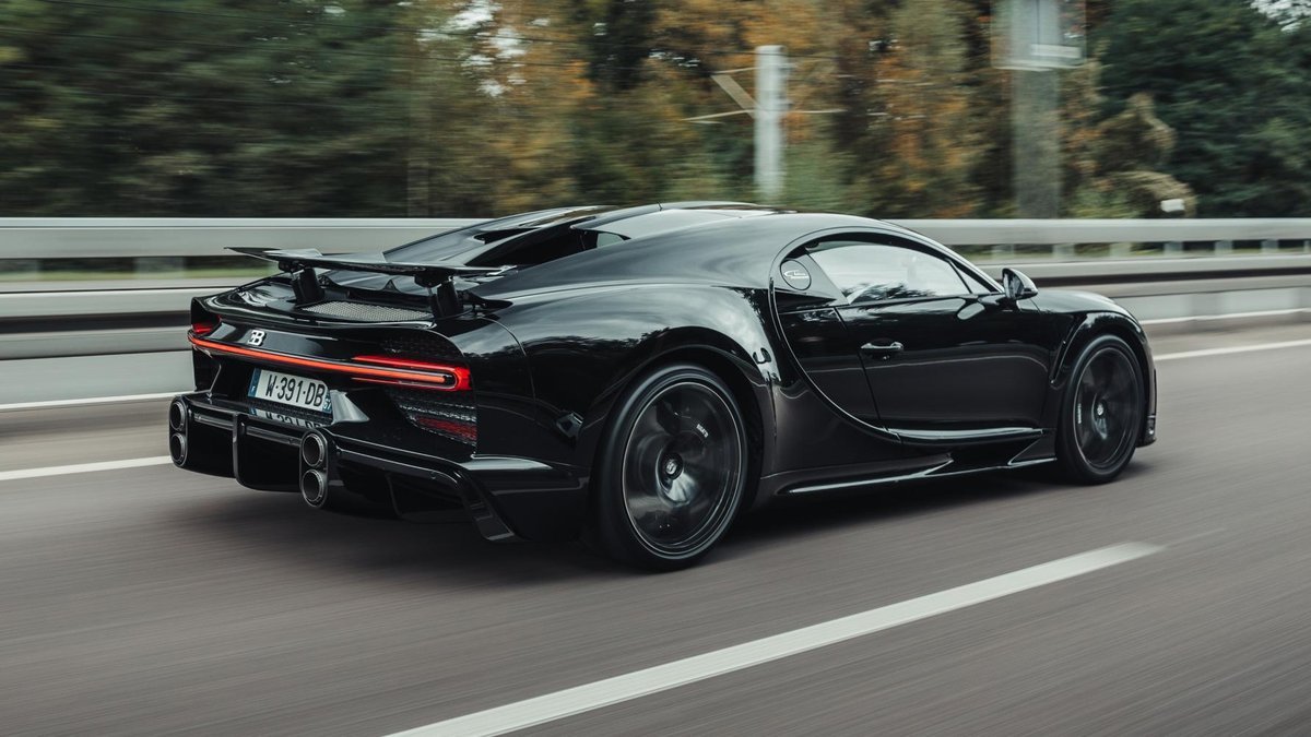 Bugatti Chiron Super Sport Review: Engineering the World's Fastest Production Car